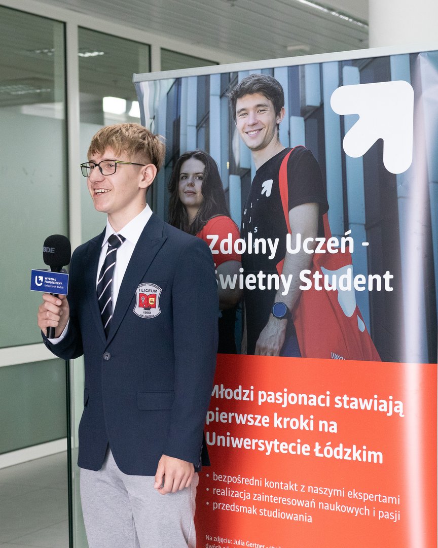 uczestnik programu udzielający wywiadu