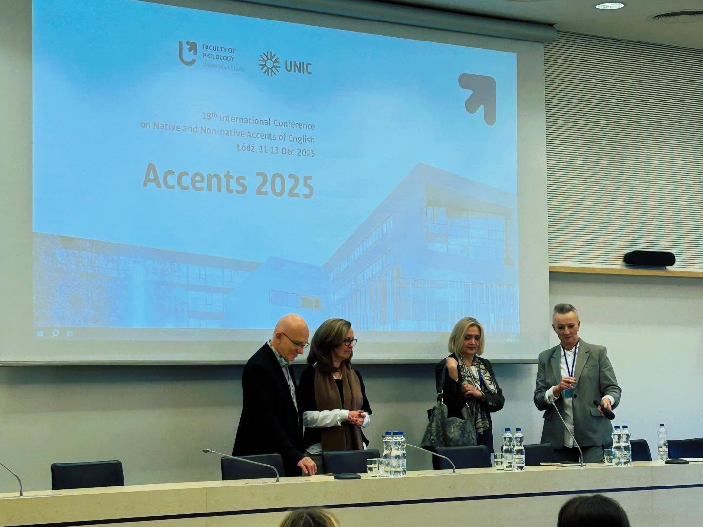 Accents 2025 photos