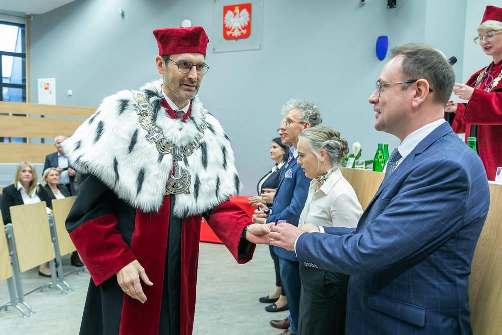 prof. Ivan Petrov z Rektorem UŁ