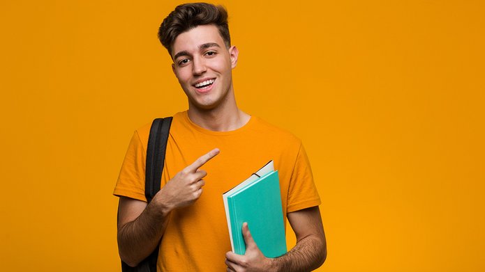 student z teczką