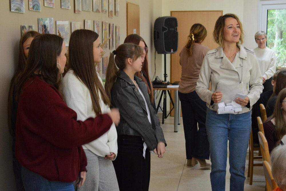 Piknik międzypokoleniowy w Dziennym Domu Seniora WIGOR w Tuszynie