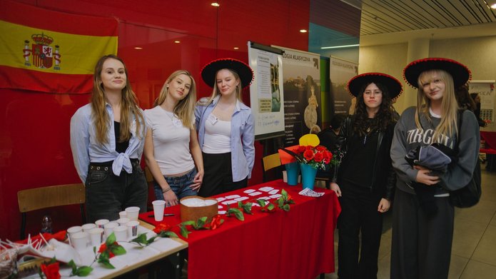 stoisko filologii hiszpańskiej