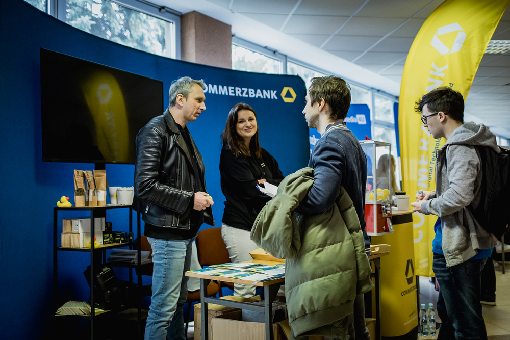 uczestnicy i wystawcy podczas WorkShow 2024