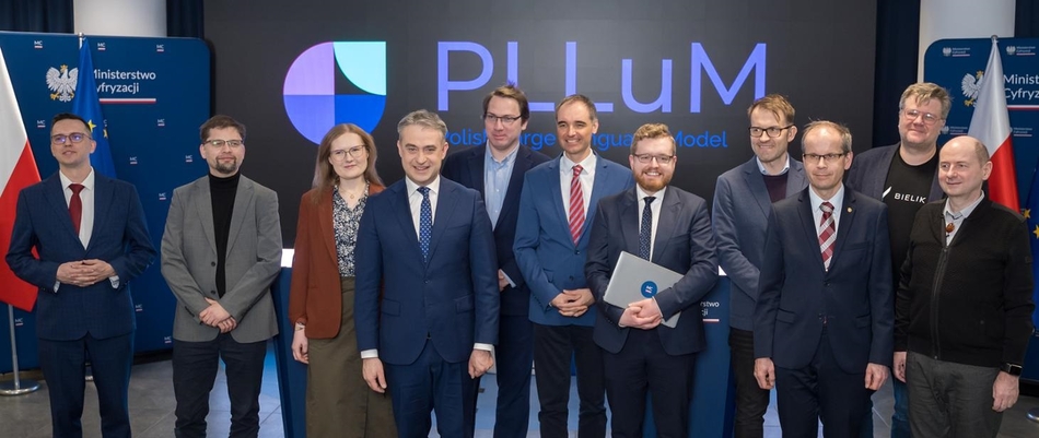 Members of the PLLuM consortium