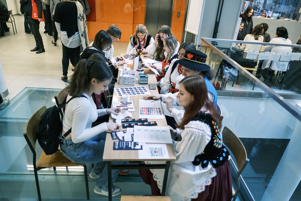 Stoisko jednego z kół naukowych