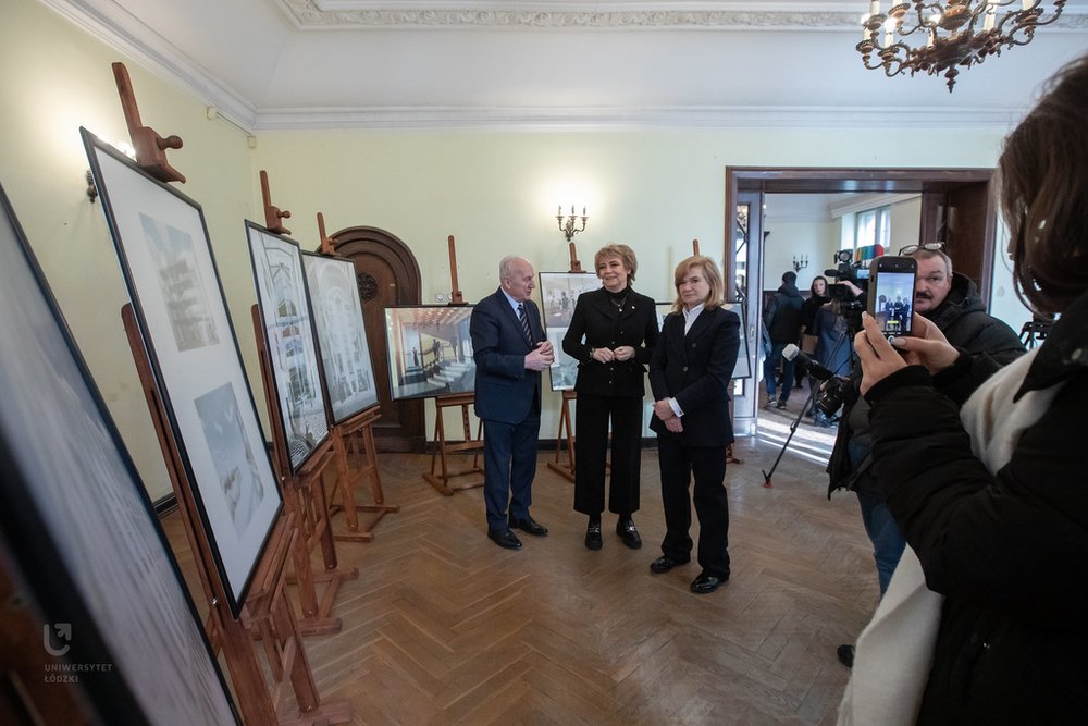 Motyl - briefing prasowy