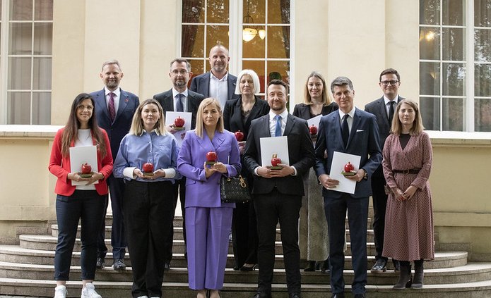 zdjęcie grupowe nominowanych 