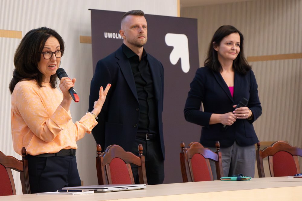 Prodziekan prof. Agnieszka Łowczanin z pełnomocnikami dziekana