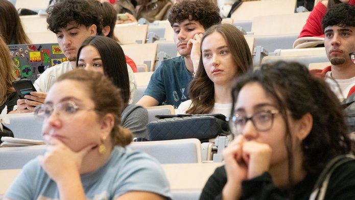 Studenci
