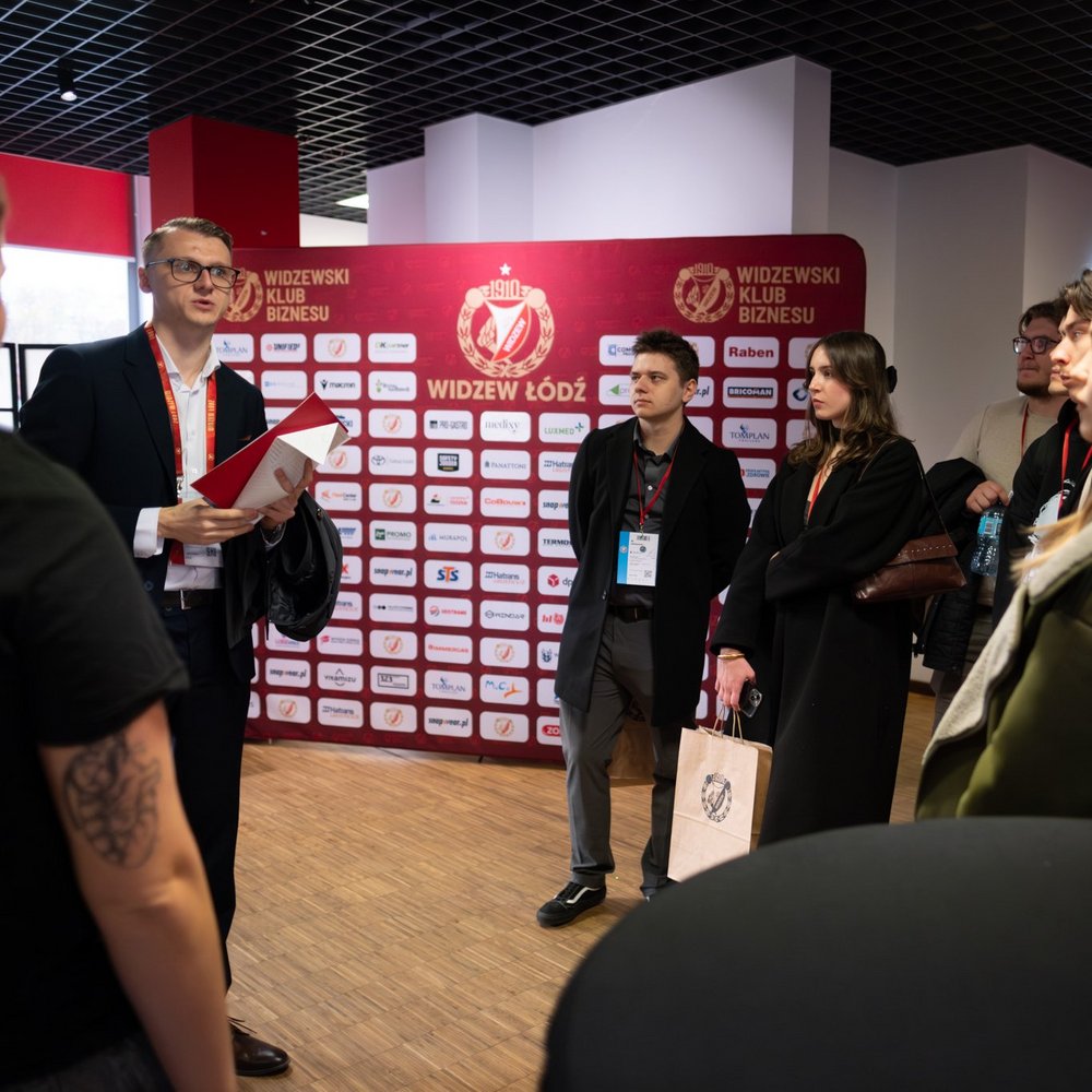 Journalism students at the University of Lodz at the Widzew Łódź stadium